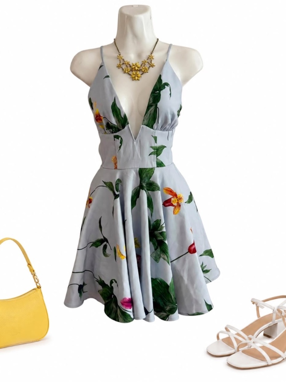 Fashion Nova NWT Floral Plunge Mini Dress Size Small